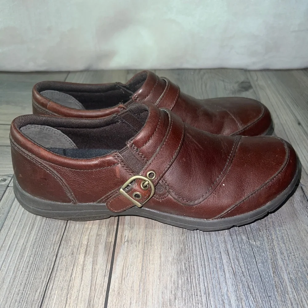 Merrell Women’s Woodbury Buckle Brown Leather Slip-On size 8.5 Select Grip Shoes - Picture 3 of 8